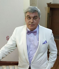 дирижера театра Сергея Владимировича Хорькова